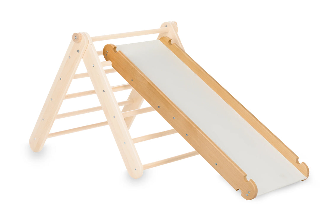 Kletterdreieck mit Rutschbrett - Ausstellerabverkauf