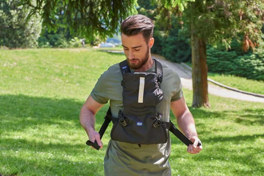 Chicco EasyFit (black)