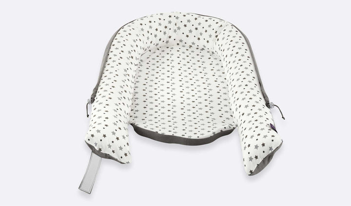 Nest Home (White with gray stars)