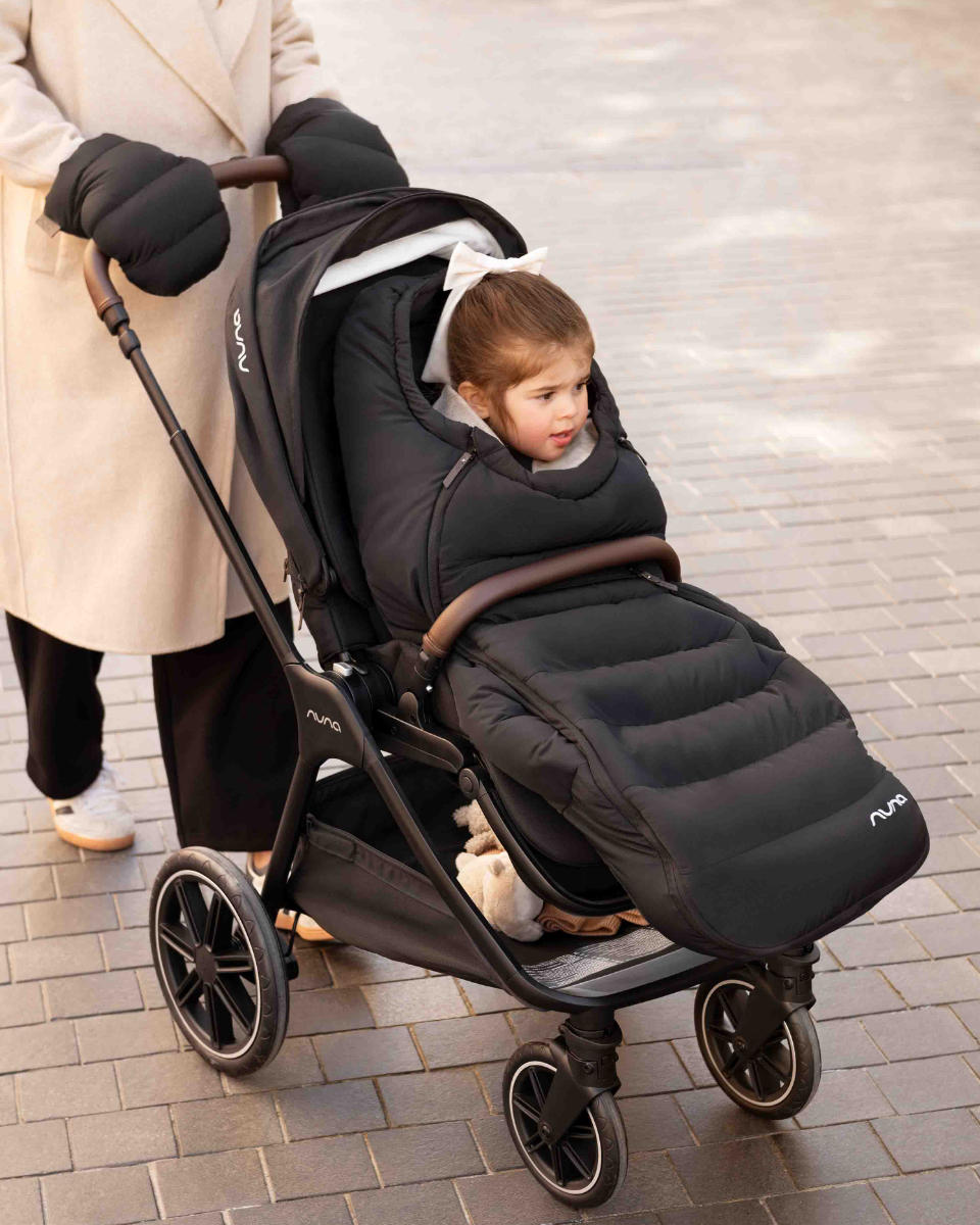 Nuna Triv LX All-in-One Set (caviar)
